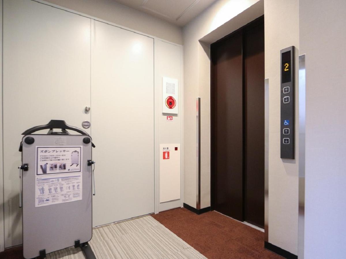 Hotel Livemax Ueno-Ekimae Tōkyō Extérieur photo